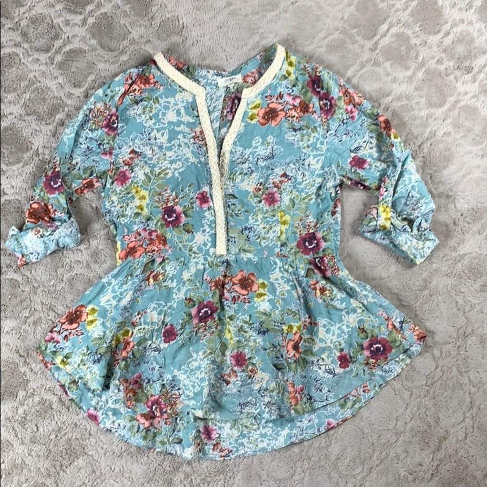Umgee Floral Peplum Blouse 3/4 Sleeve Crochet Blue